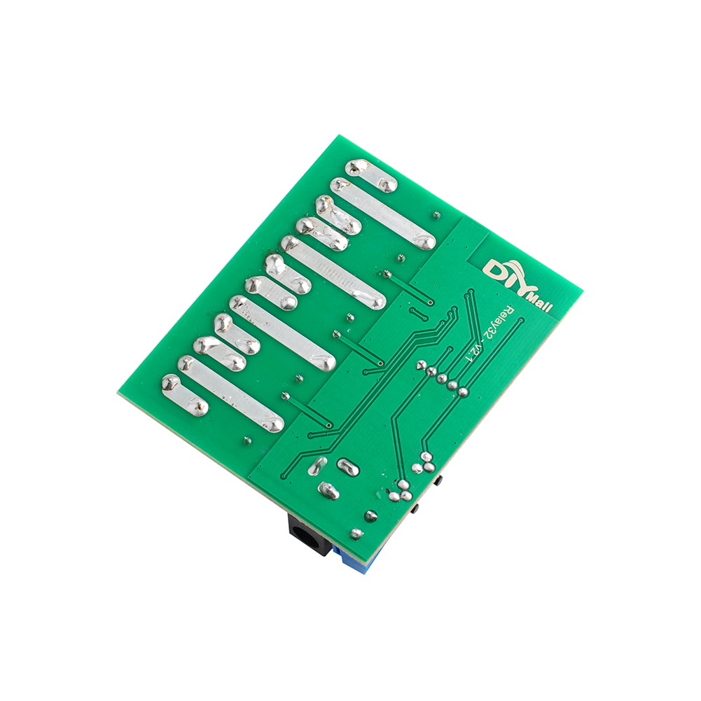 Modulo relè ESP32S 4CH, scheda - Antenna 2.4Ghz recensione e prezzo